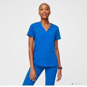 FIGS SCRUB SET! Casma Scrub Top (L) High Waisted & Zamora Jogger Scrub Pant (M)